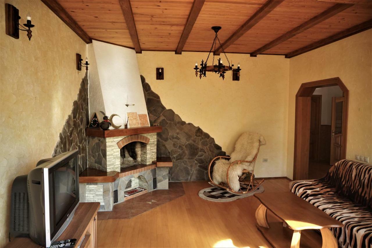 Villa VIP-Class Jaremče Esterno foto